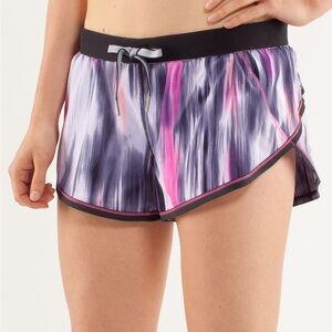 Lululemon Athletica Run Roll Down Short Sz 6